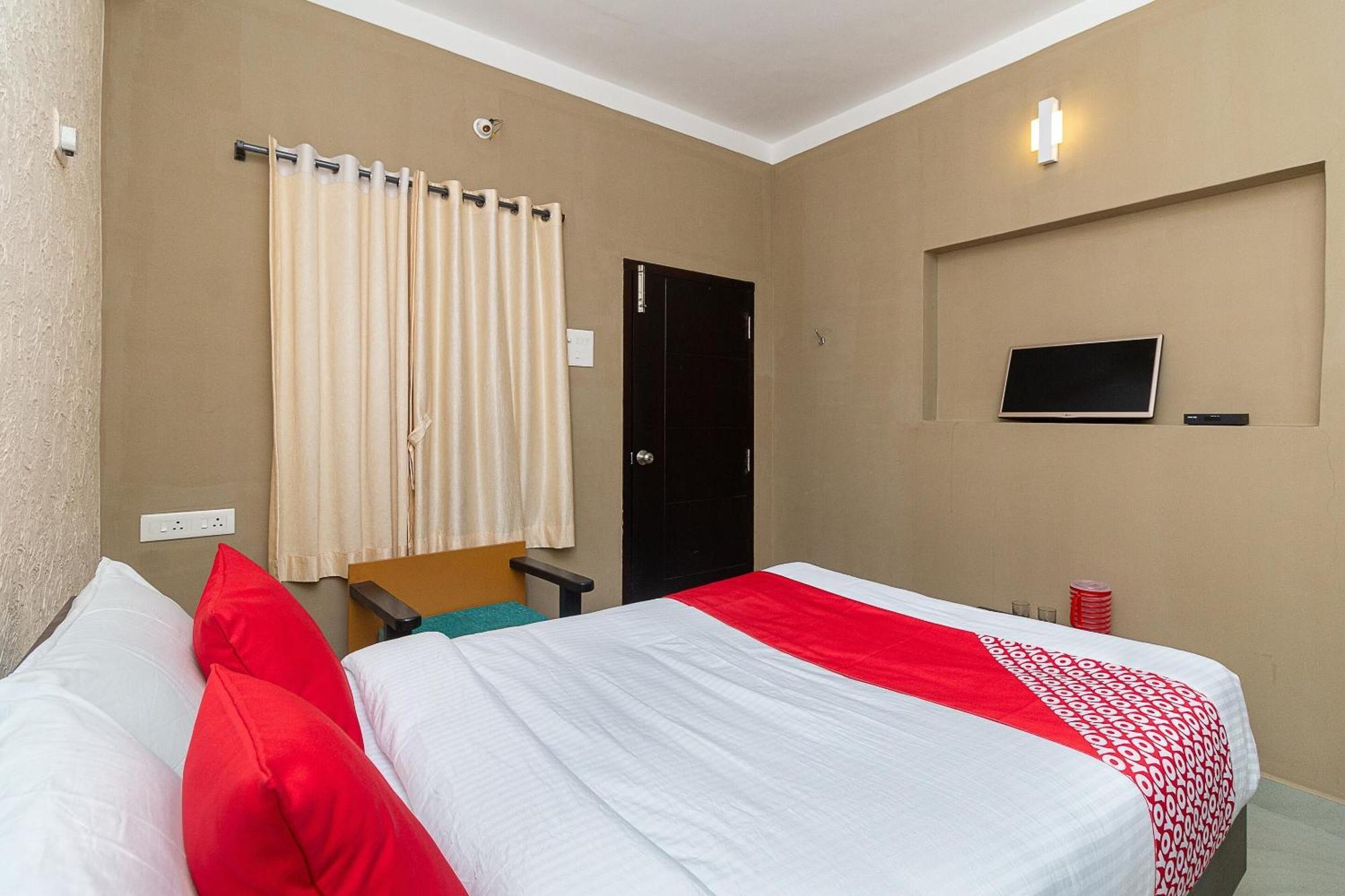 Oyo Green Hills Villa Kuttālam Kültér fotó