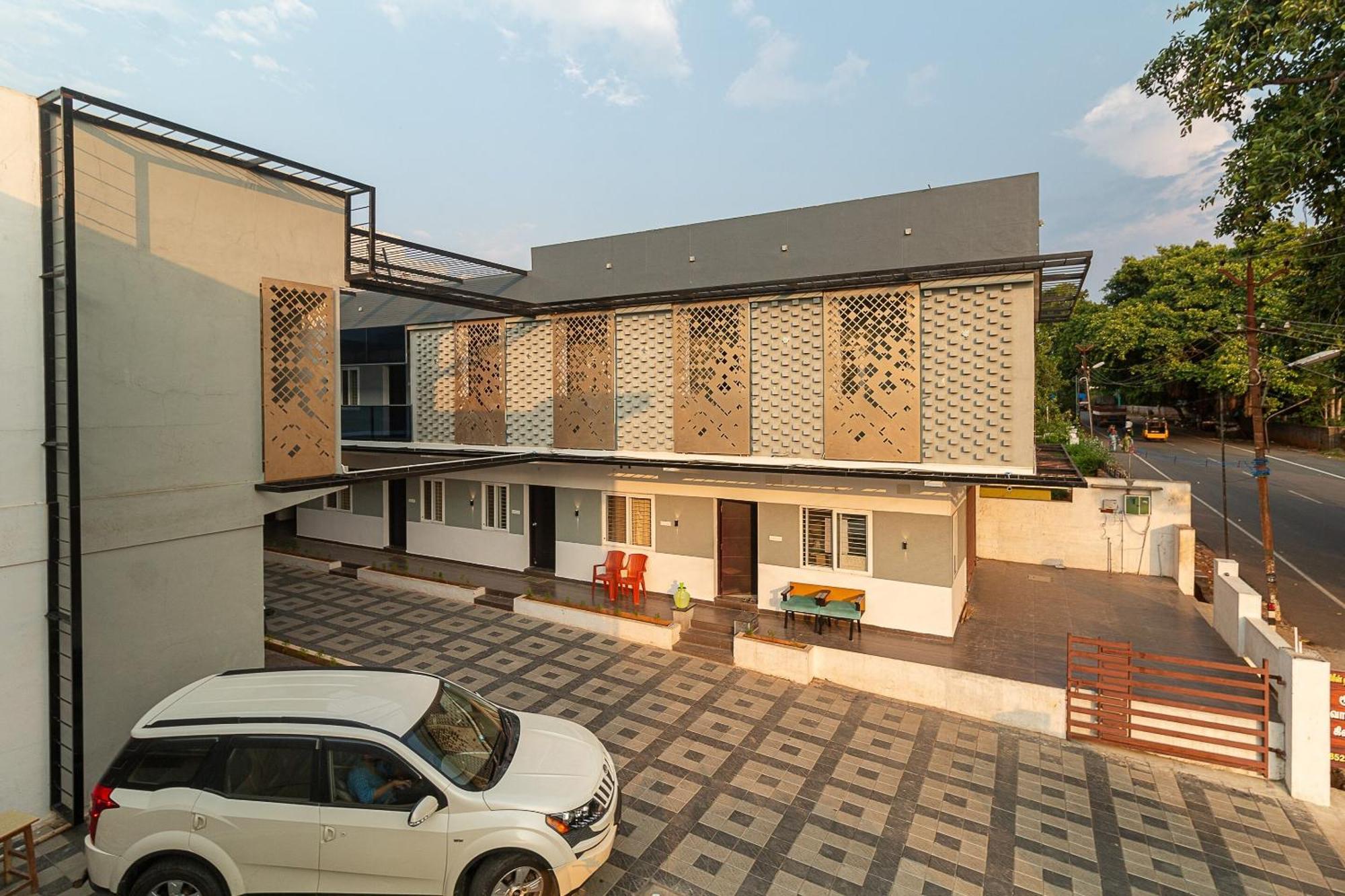 Oyo Green Hills Villa Kuttālam Kültér fotó